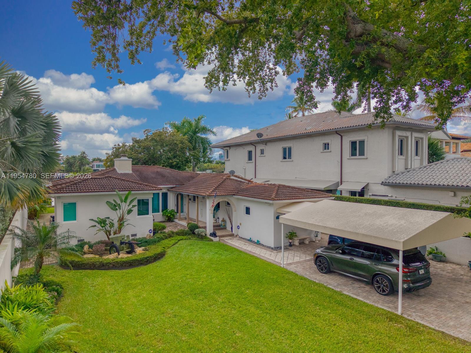 170 S Hibiscus Drive