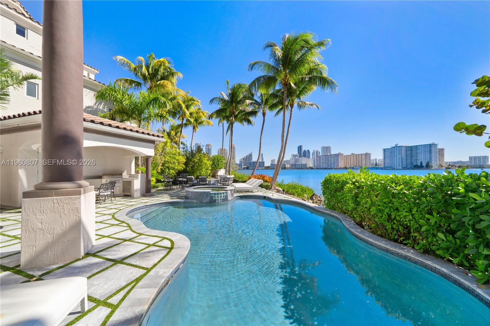 3914 Island Estates Dr