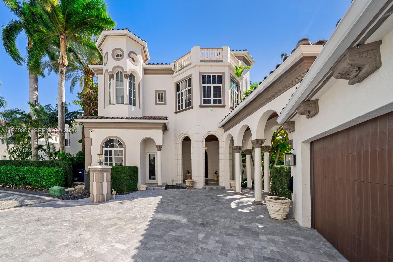 3914 Island Estates Dr