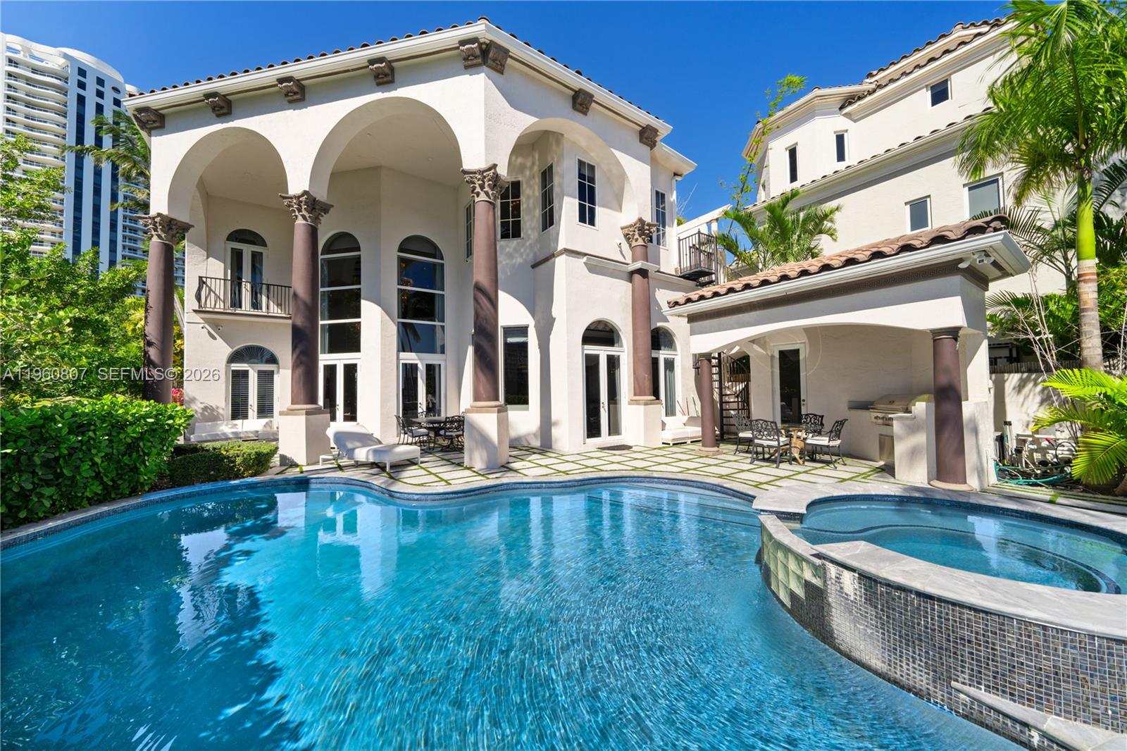 3914 Island Estates Dr