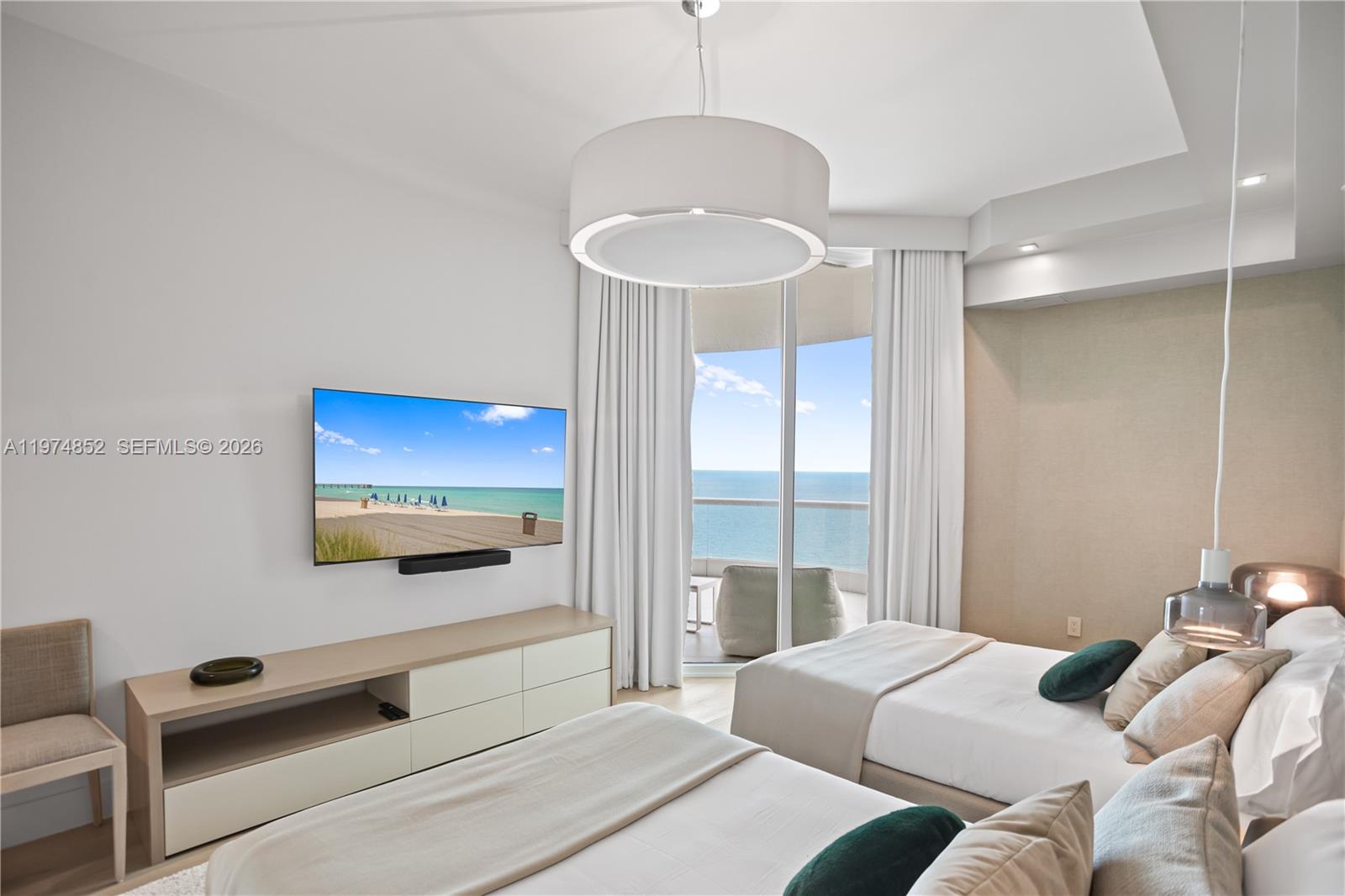 16051 Collins Ave # 3202
