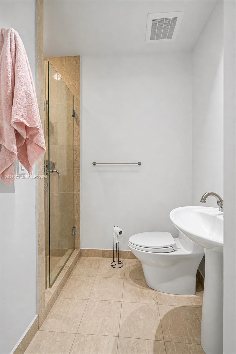 2627 S Bayshore Drive # 2601