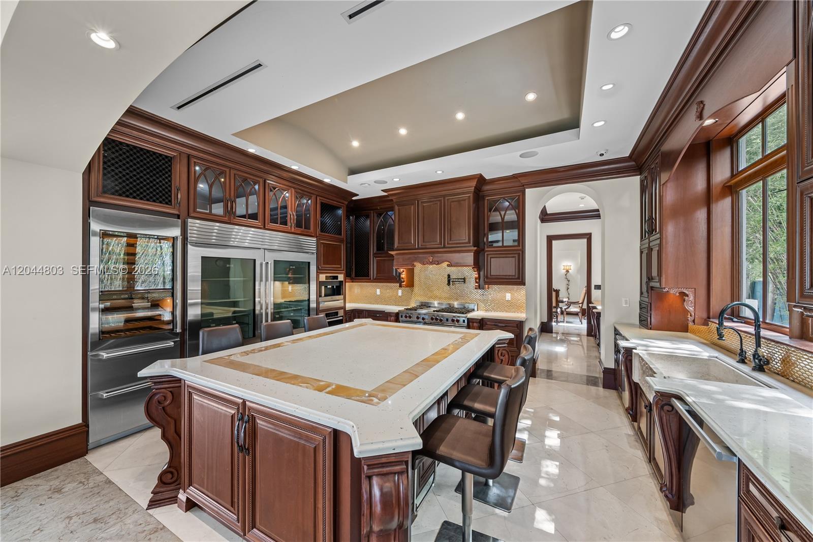 150 Edgewater Dr