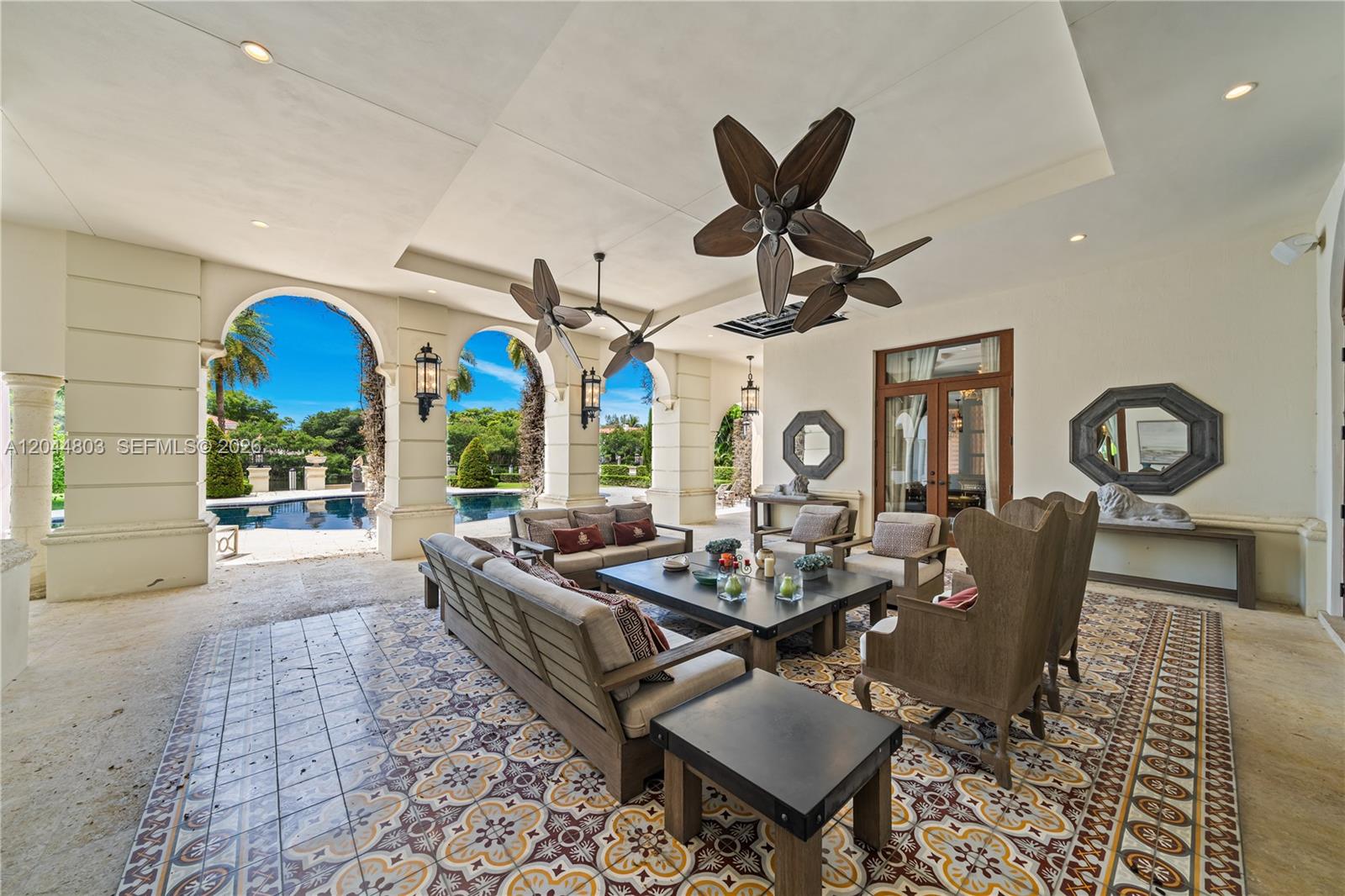 150 Edgewater Dr