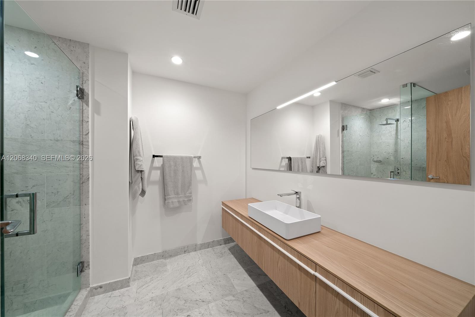 1135 103rd St Unit: PH2