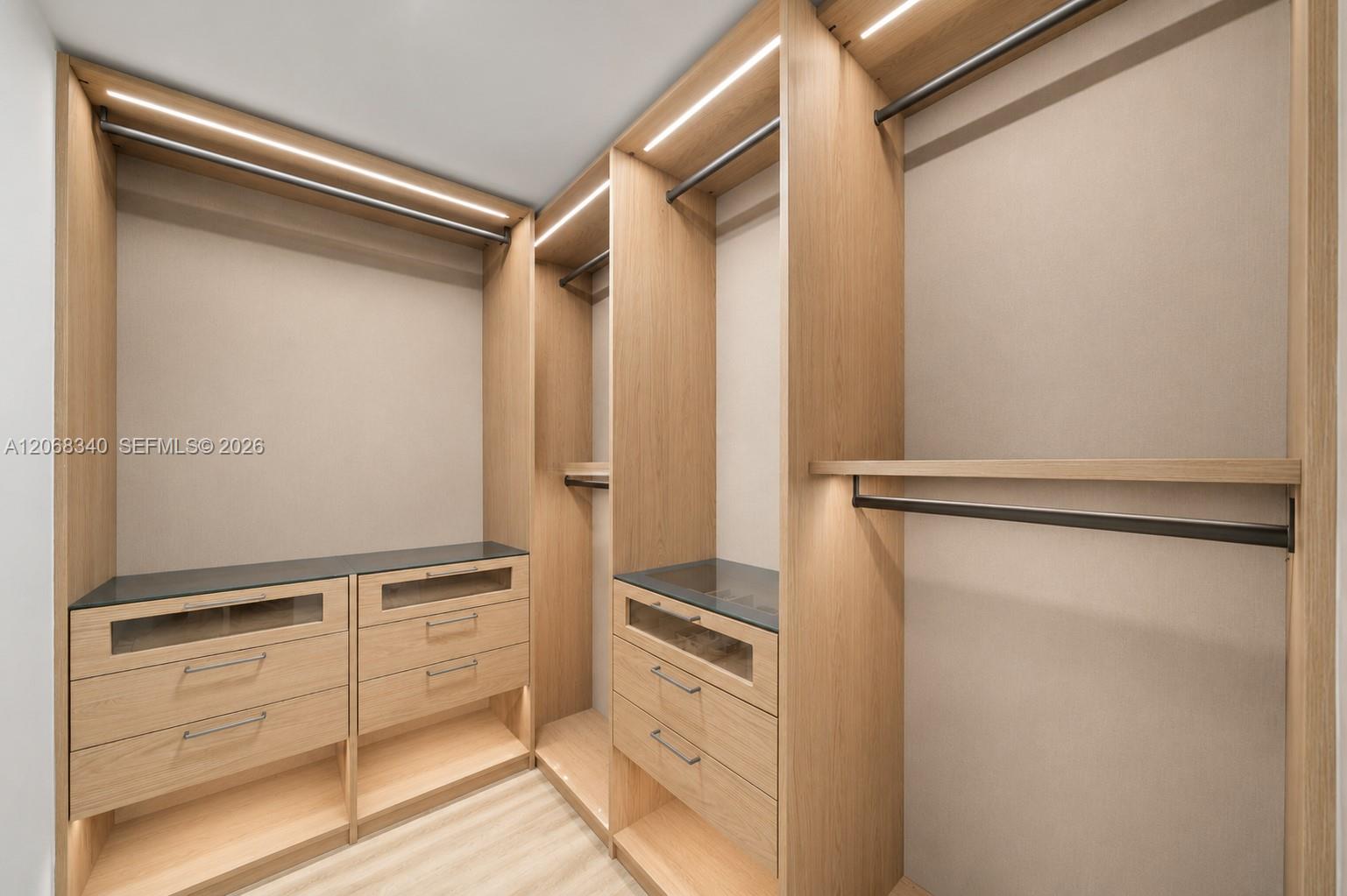 1135 103rd St Unit: PH2