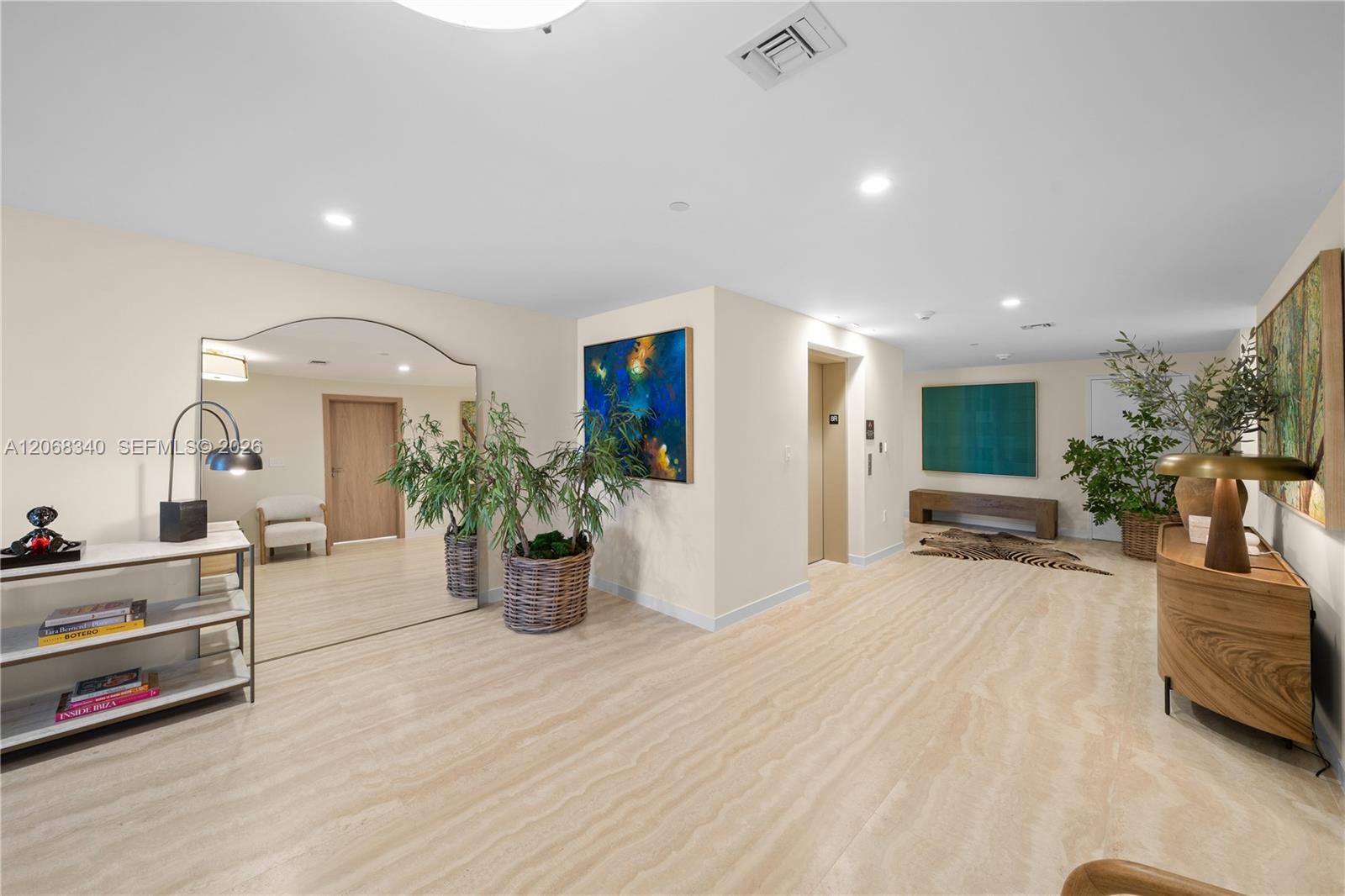 1135 103rd St Unit: PH2