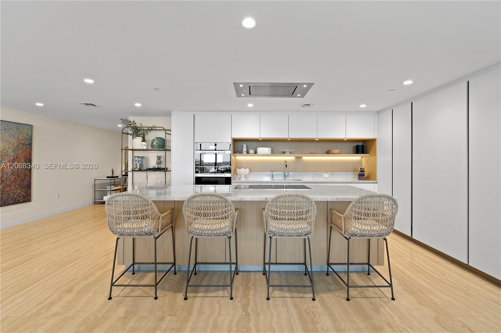 1135 103rd St Unit: PH2