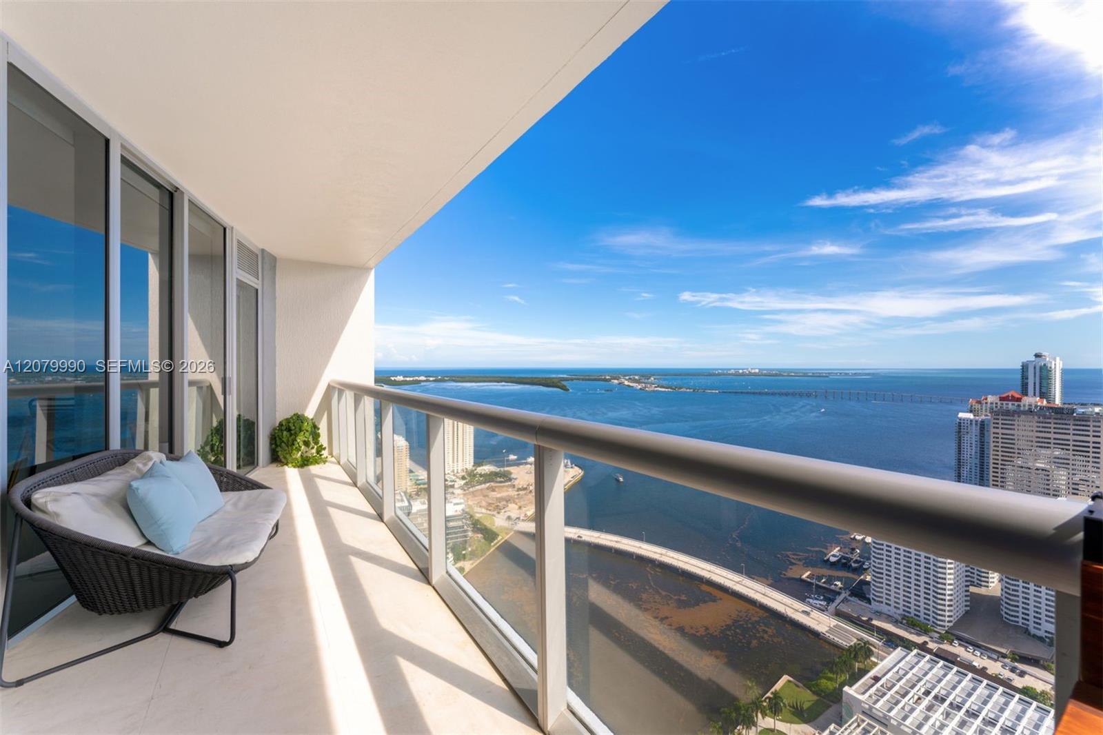 495 Brickell Ave # 4709