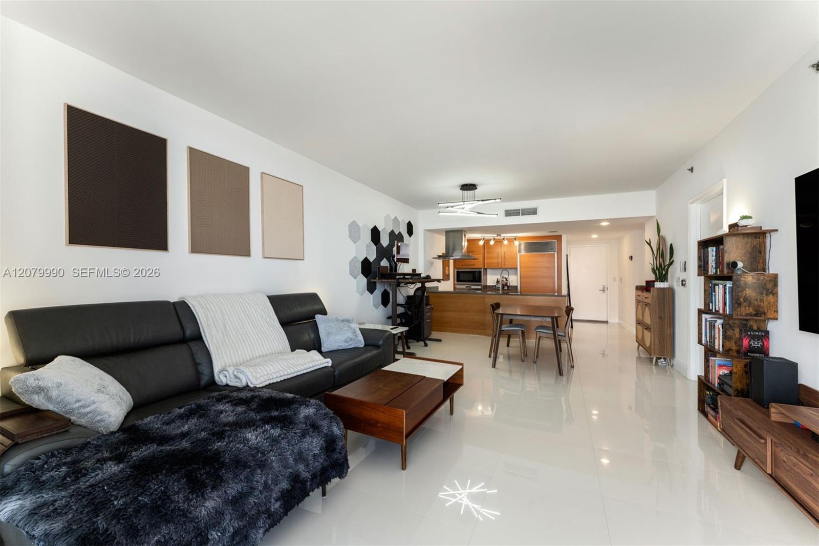 495 Brickell Ave # 4709