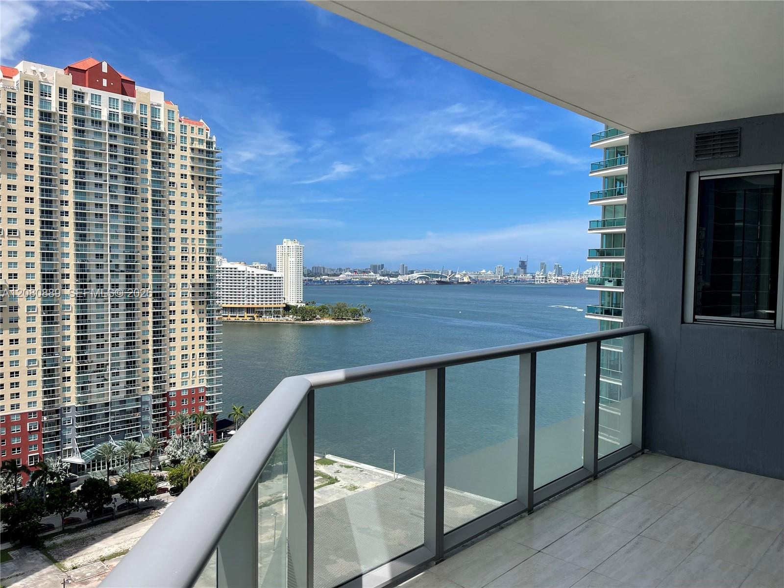 1300 Brickell Bay Dr # 2010