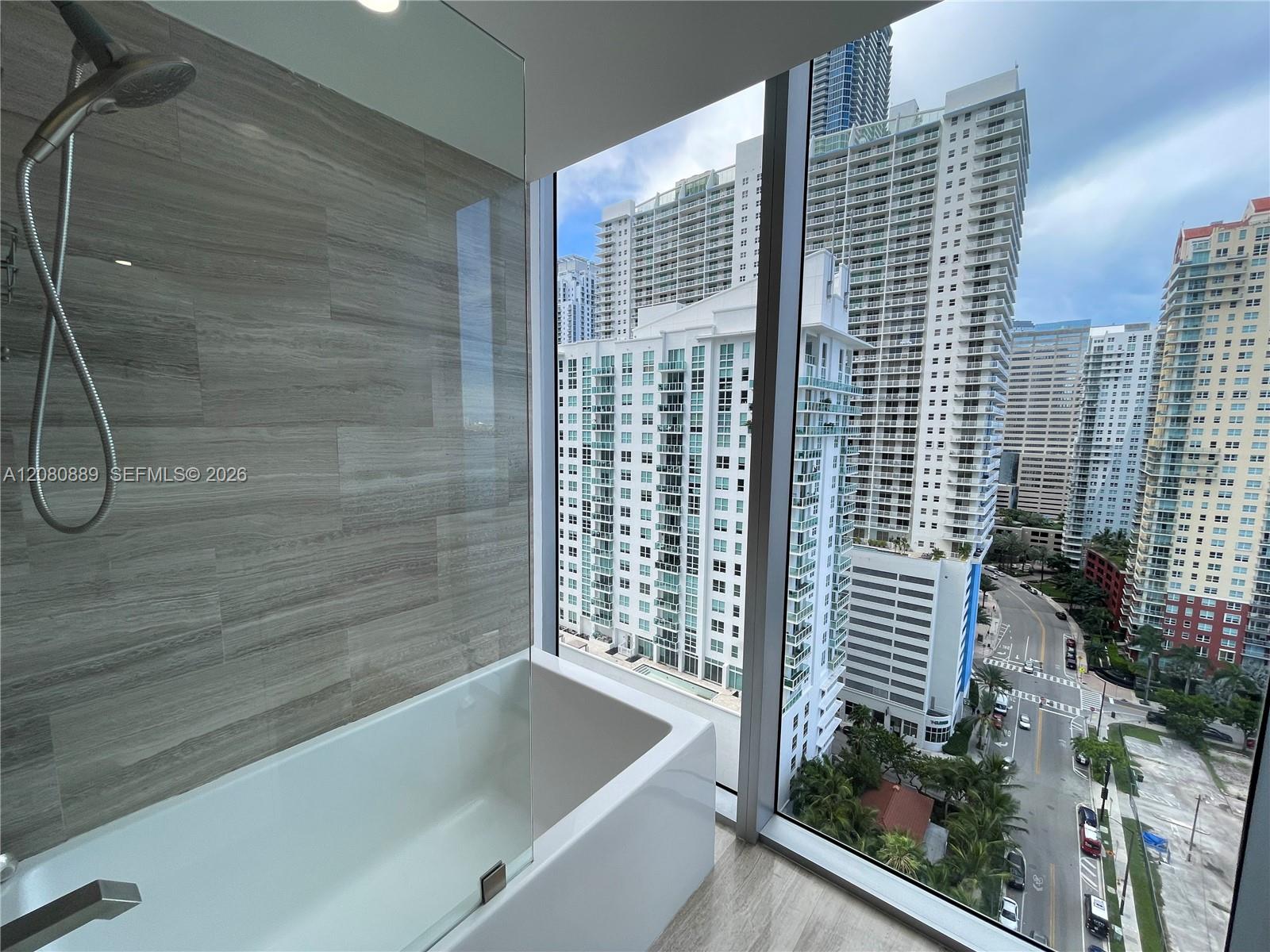 1300 Brickell Bay Dr # 2010