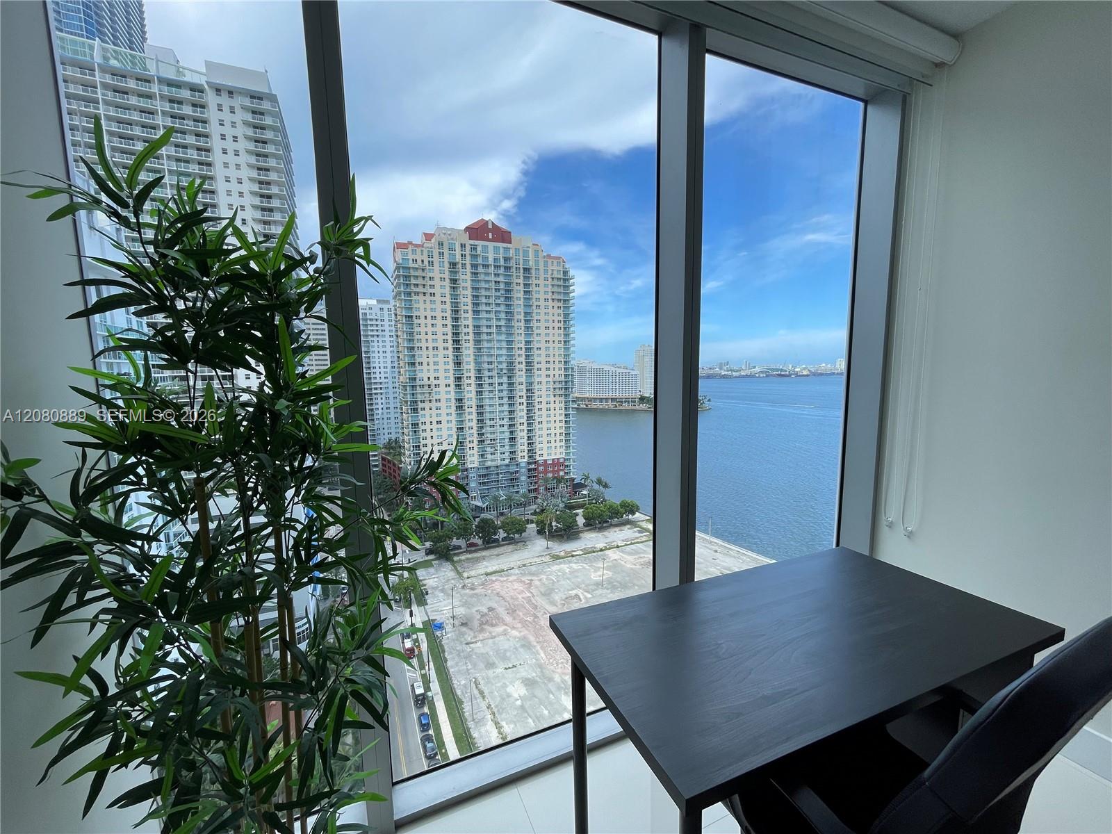 1300 Brickell Bay Dr # 2010