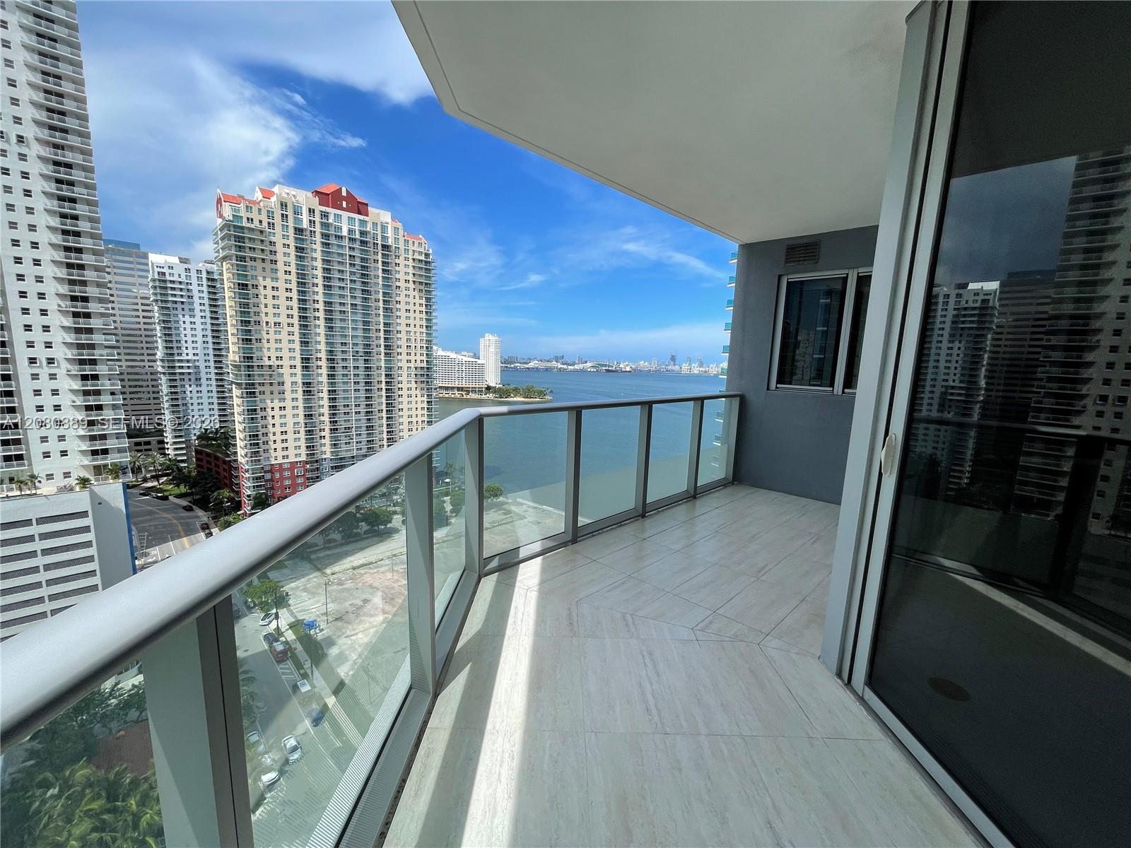 1300 Brickell Bay Dr # 2010