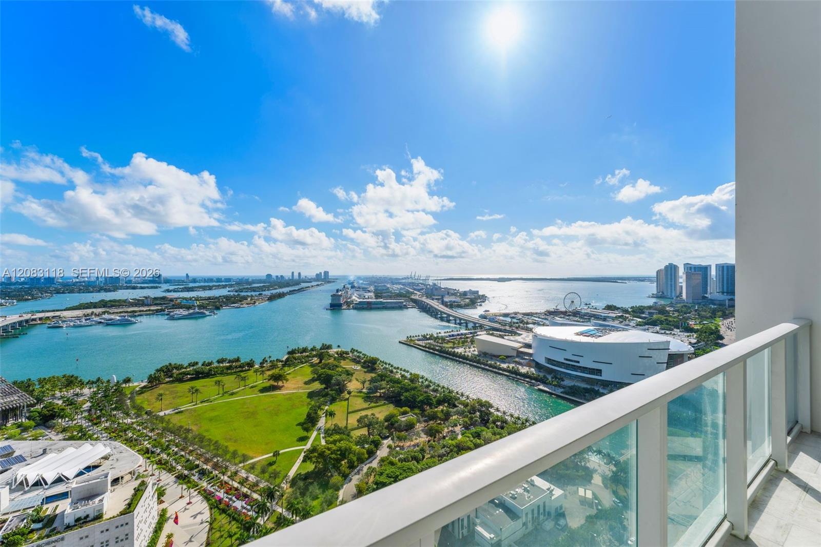 1040 Biscayne Blvd # 3304