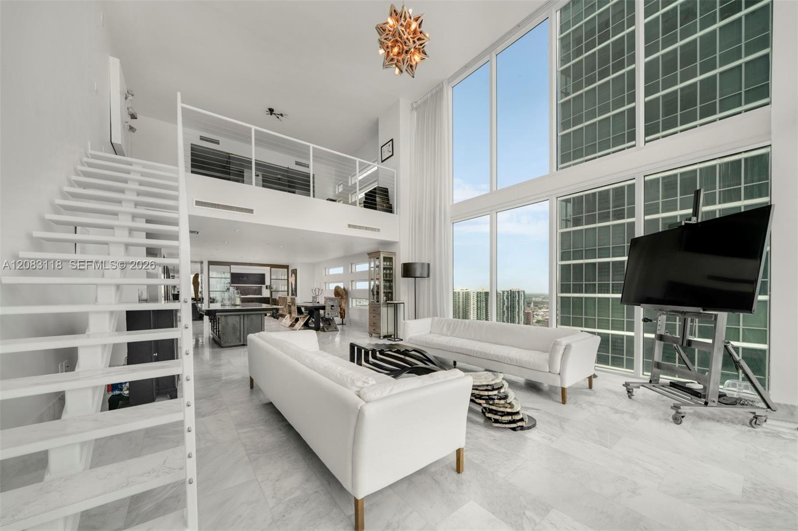 1040 Biscayne Blvd # 3304