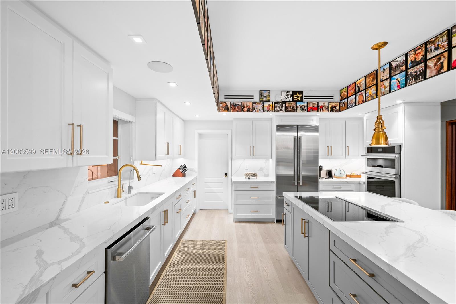 238 E San Marino Dr