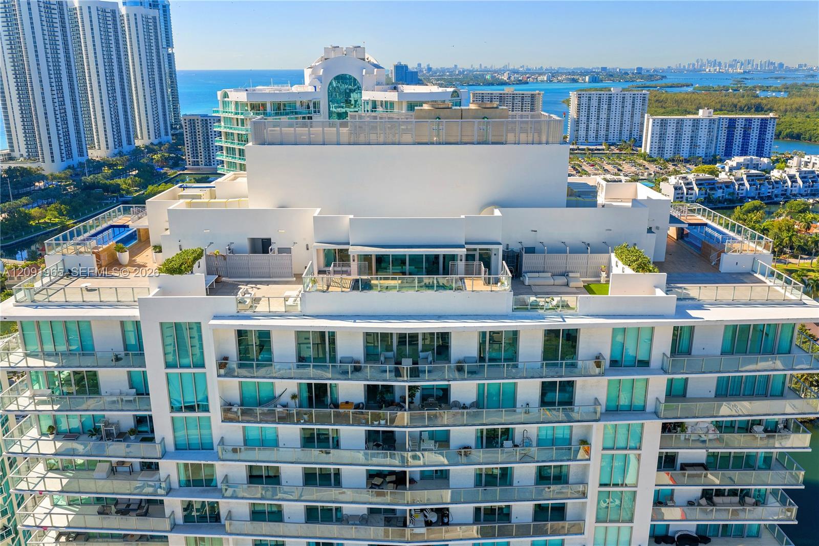 300 Sunny Isles Blvd # 03 Unit: 4-PH-03