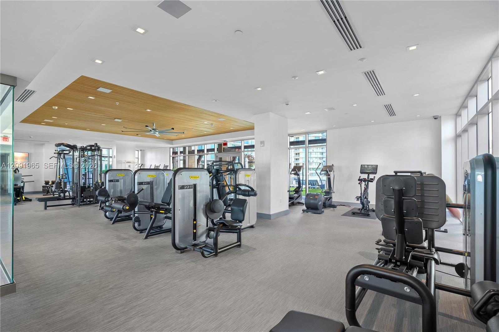 300 Sunny Isles Blvd # 03 Unit: 4-PH-03