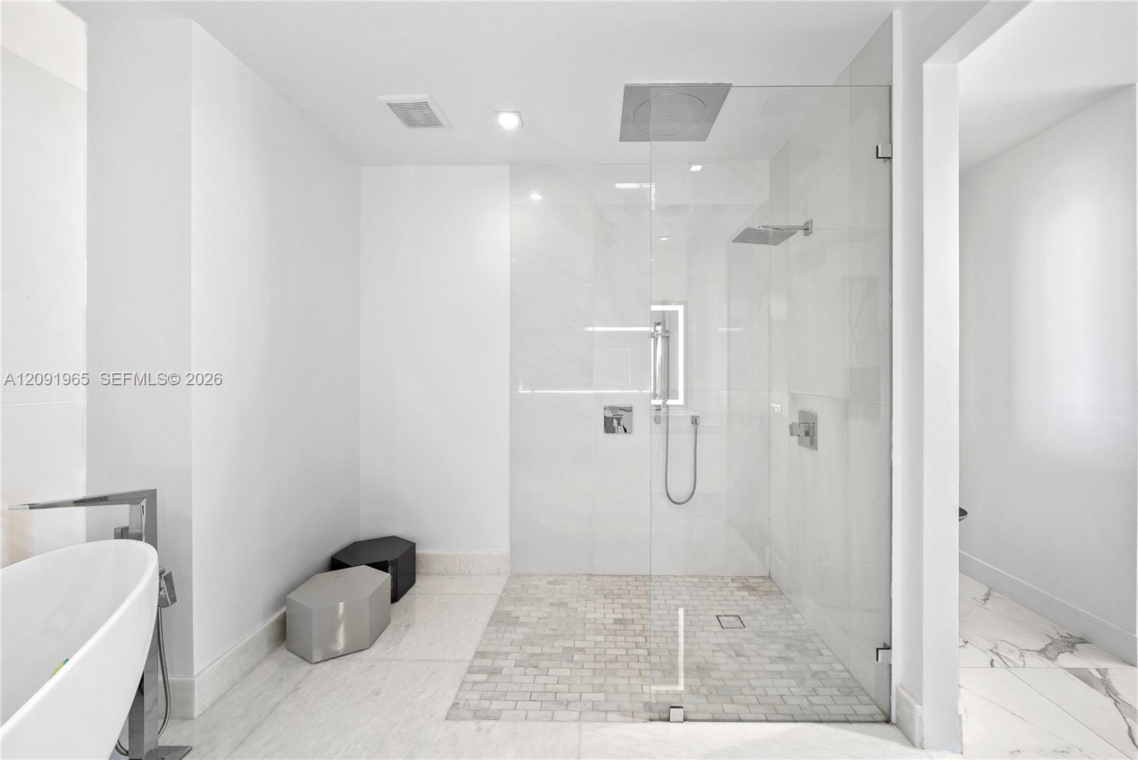 300 Sunny Isles Blvd # 03 Unit: 4-PH-03
