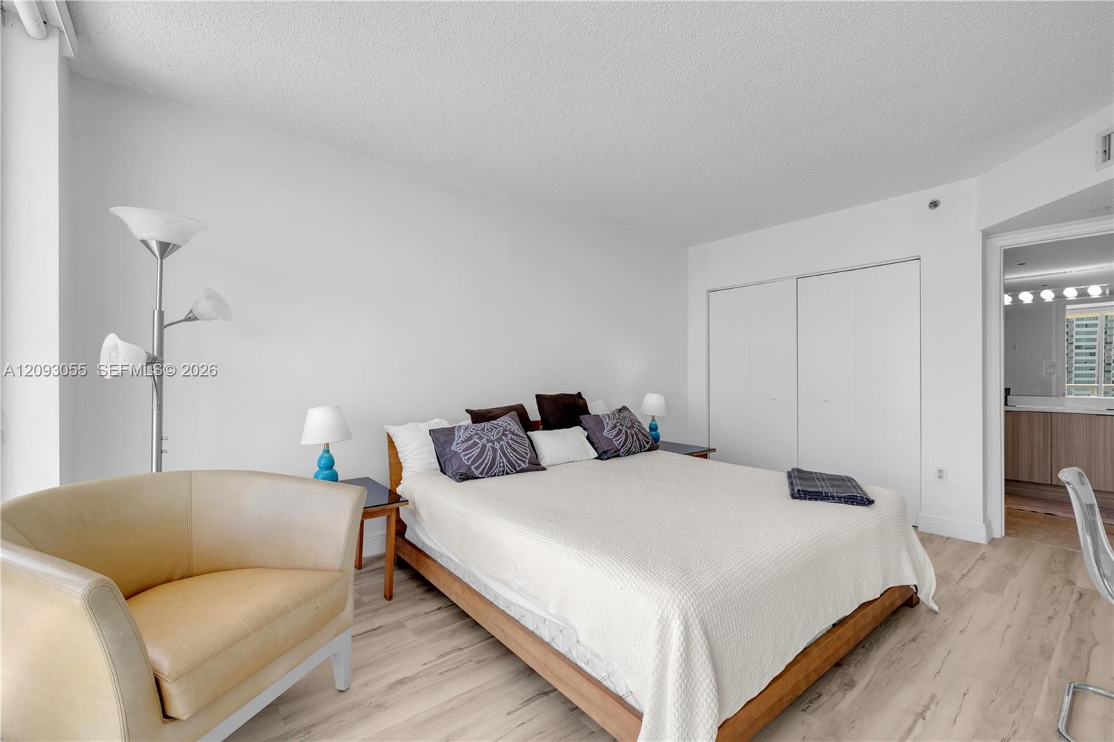 7330 Ocean Ter # A Unit: 10-A