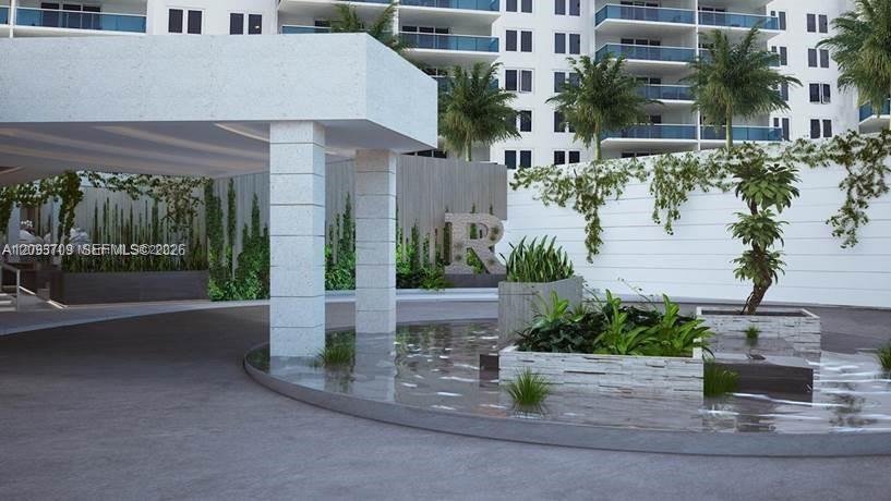 2301 Collins Ave # 342