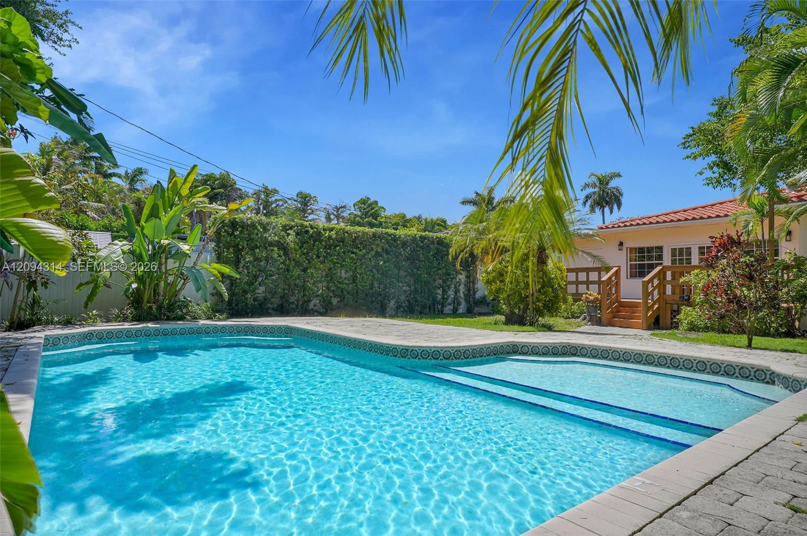 4529 Royal Palm Ave # 4529