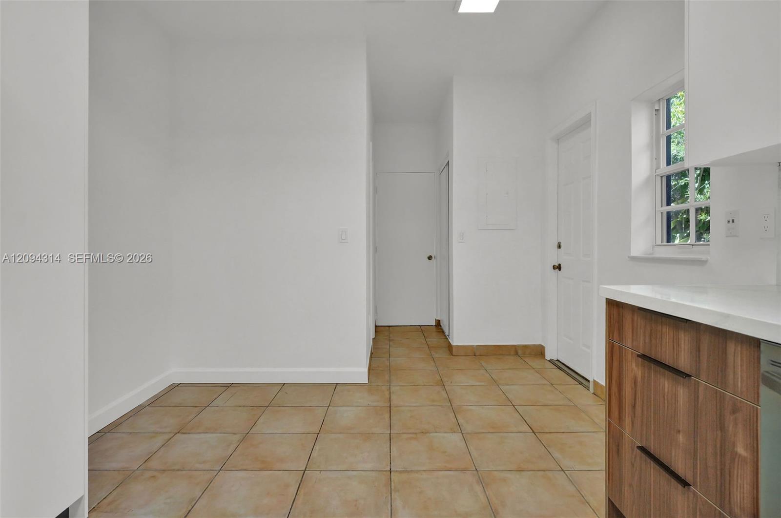 4529 Royal Palm Ave # 4529
