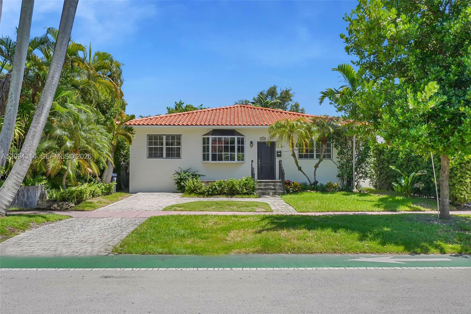 4529 Royal Palm Ave # 4529