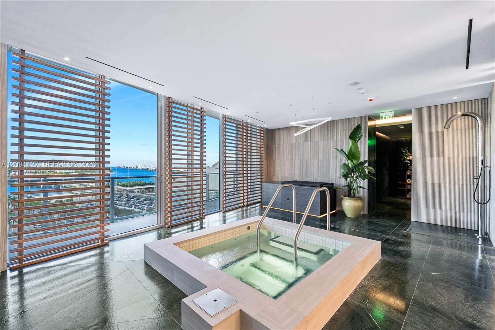 1400 Biscayne Blvd # 2502