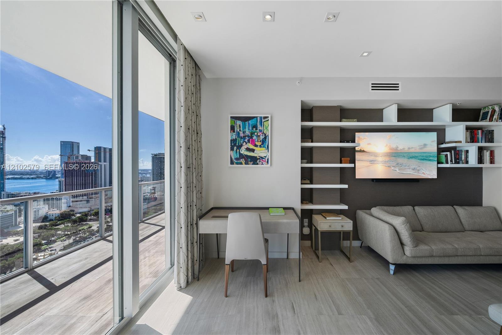 3470 E Coast Ave Unit: PH207