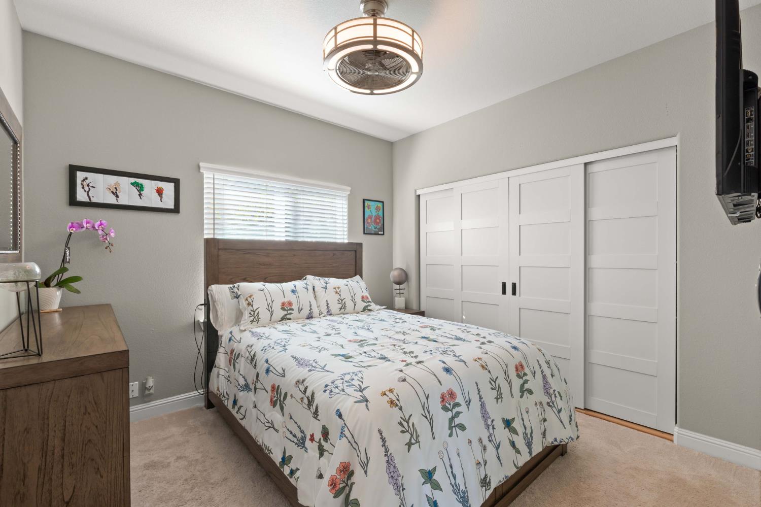3247 Warren Lane