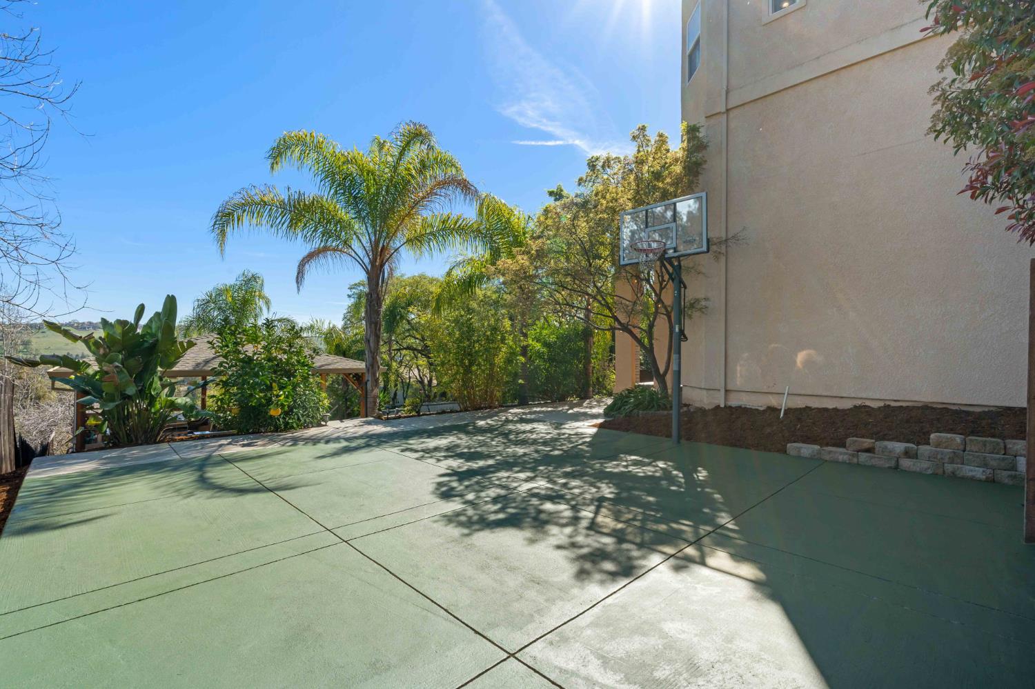 3247 Warren Lane