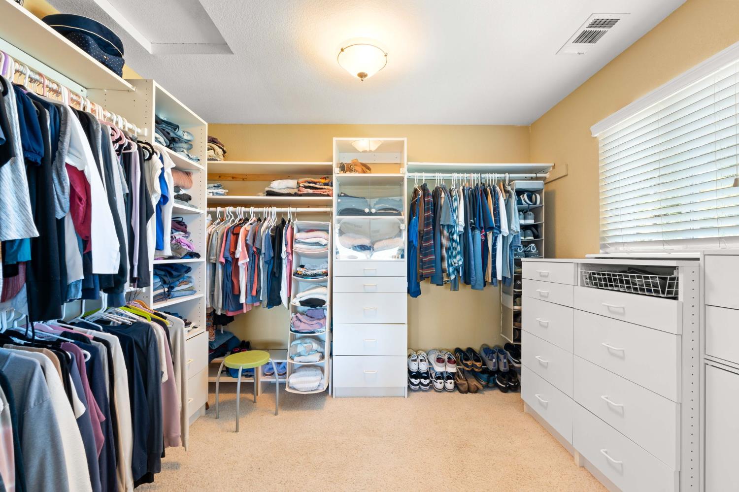 3247 Warren Lane
