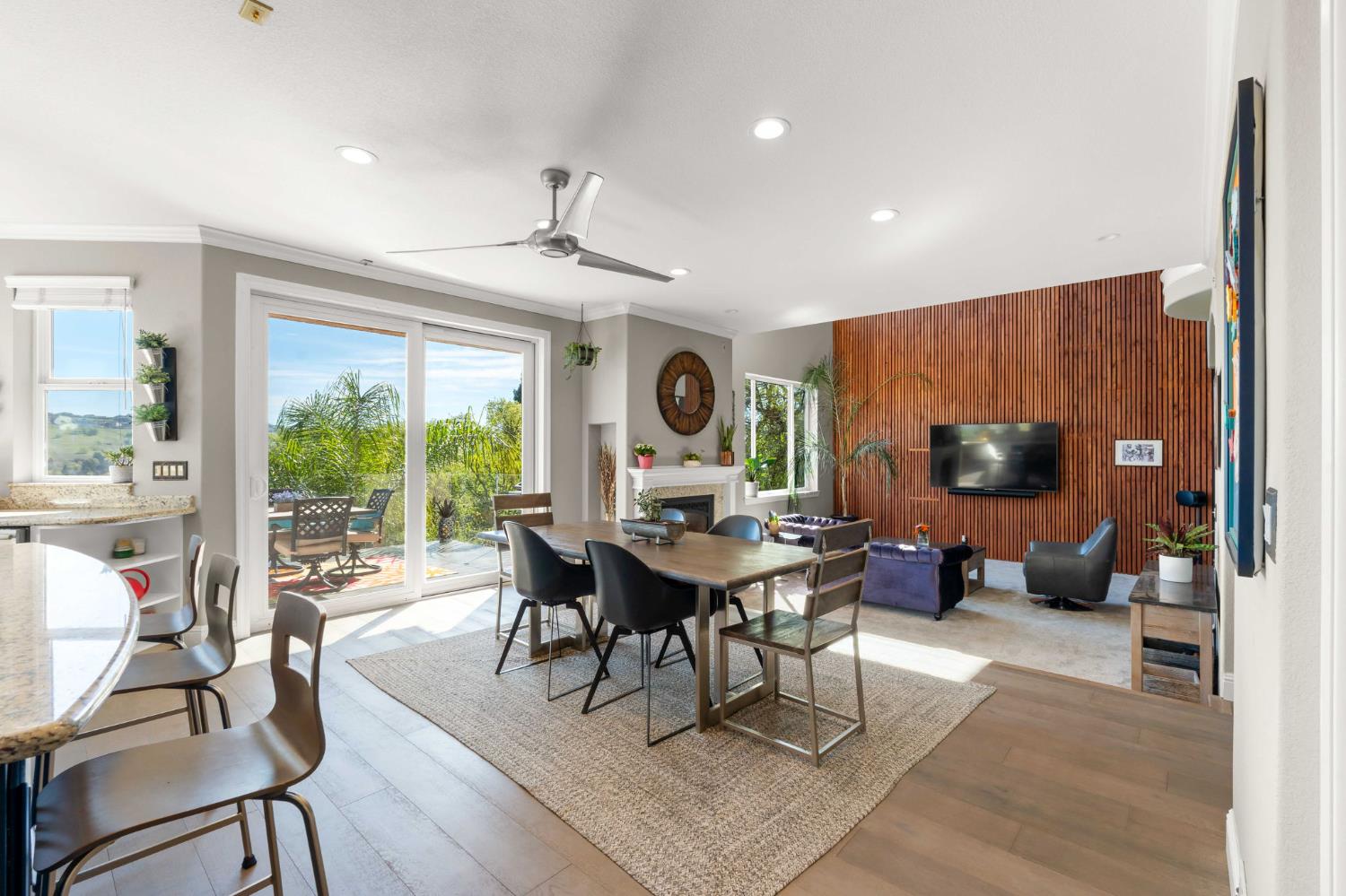 3247 Warren Lane