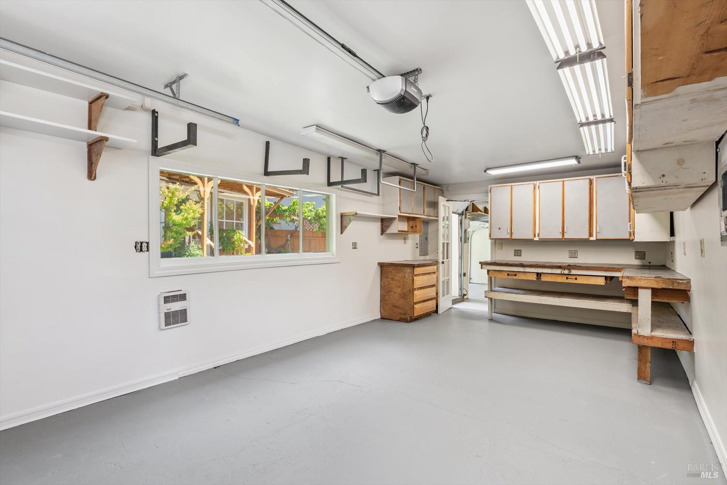 54 Mountain View Ave