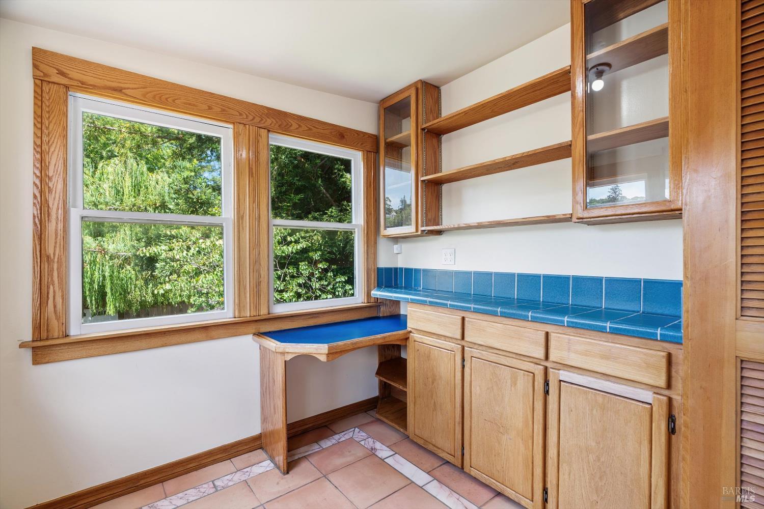 54 Mountain View Ave