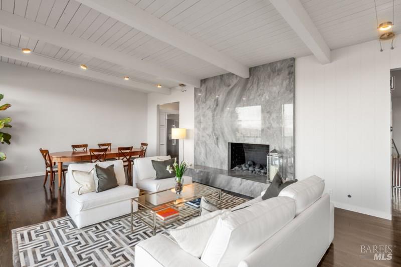 10 Fern Avenue