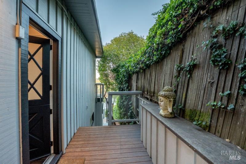 10 Fern Avenue