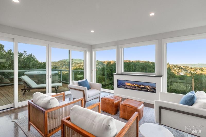 10 Fern Avenue