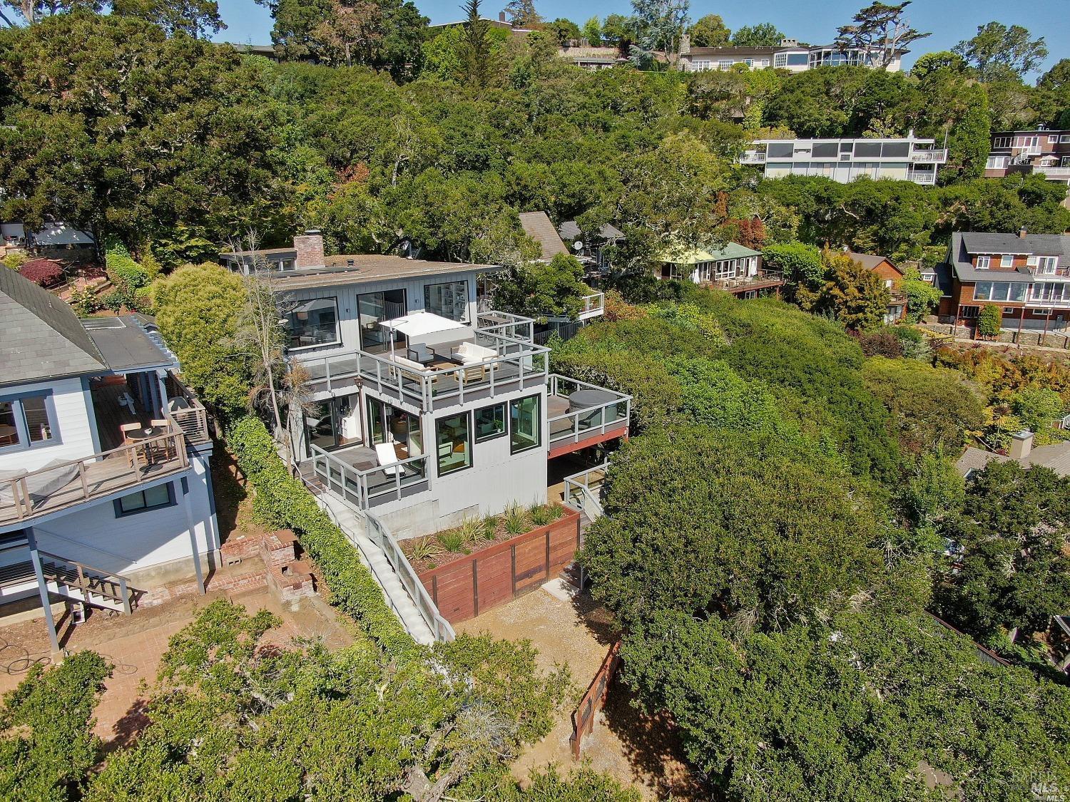 10 Fern Avenue