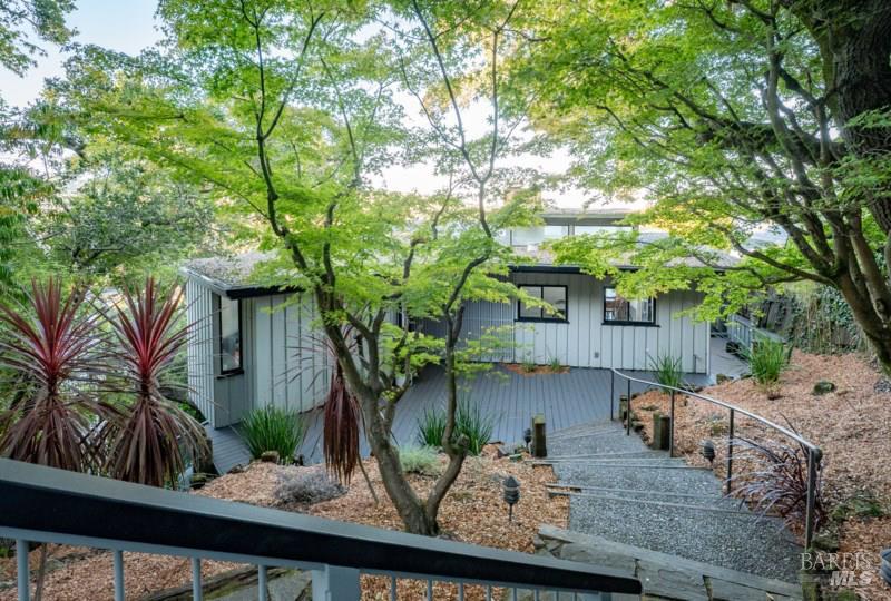 10 Fern Avenue