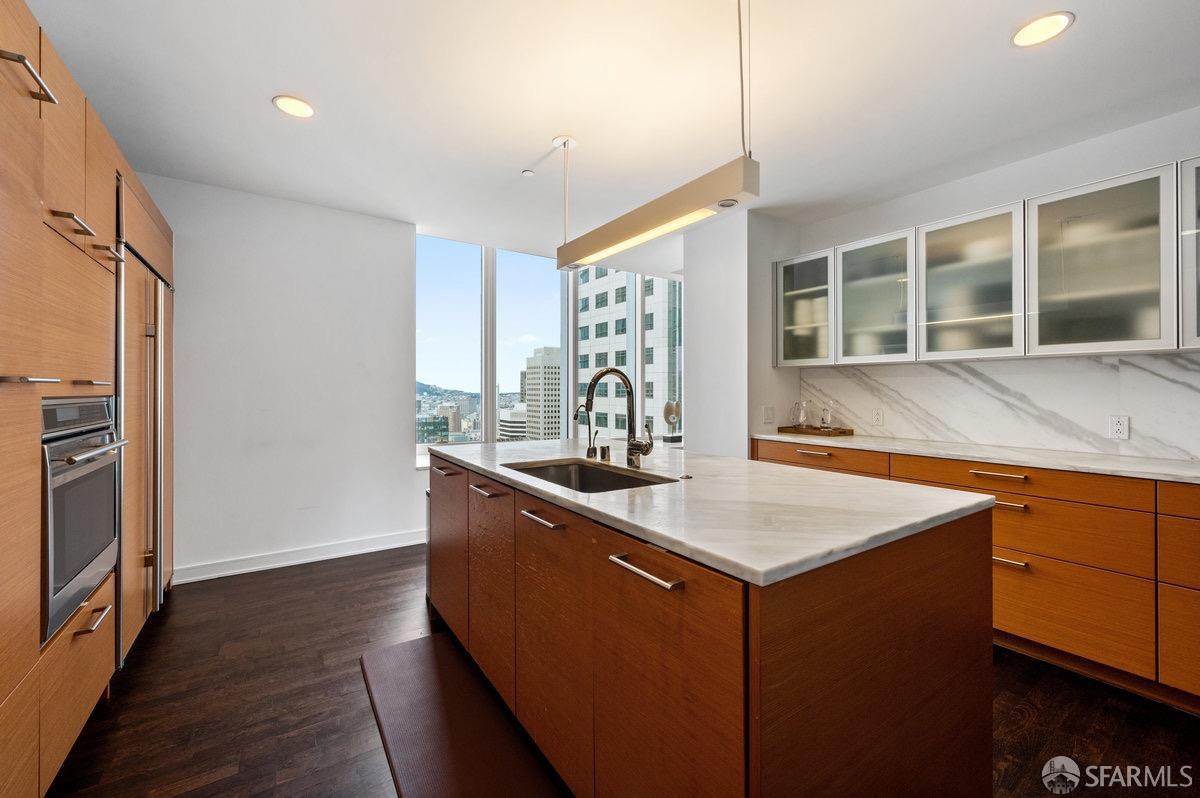 301 Mission Street Unit: 50