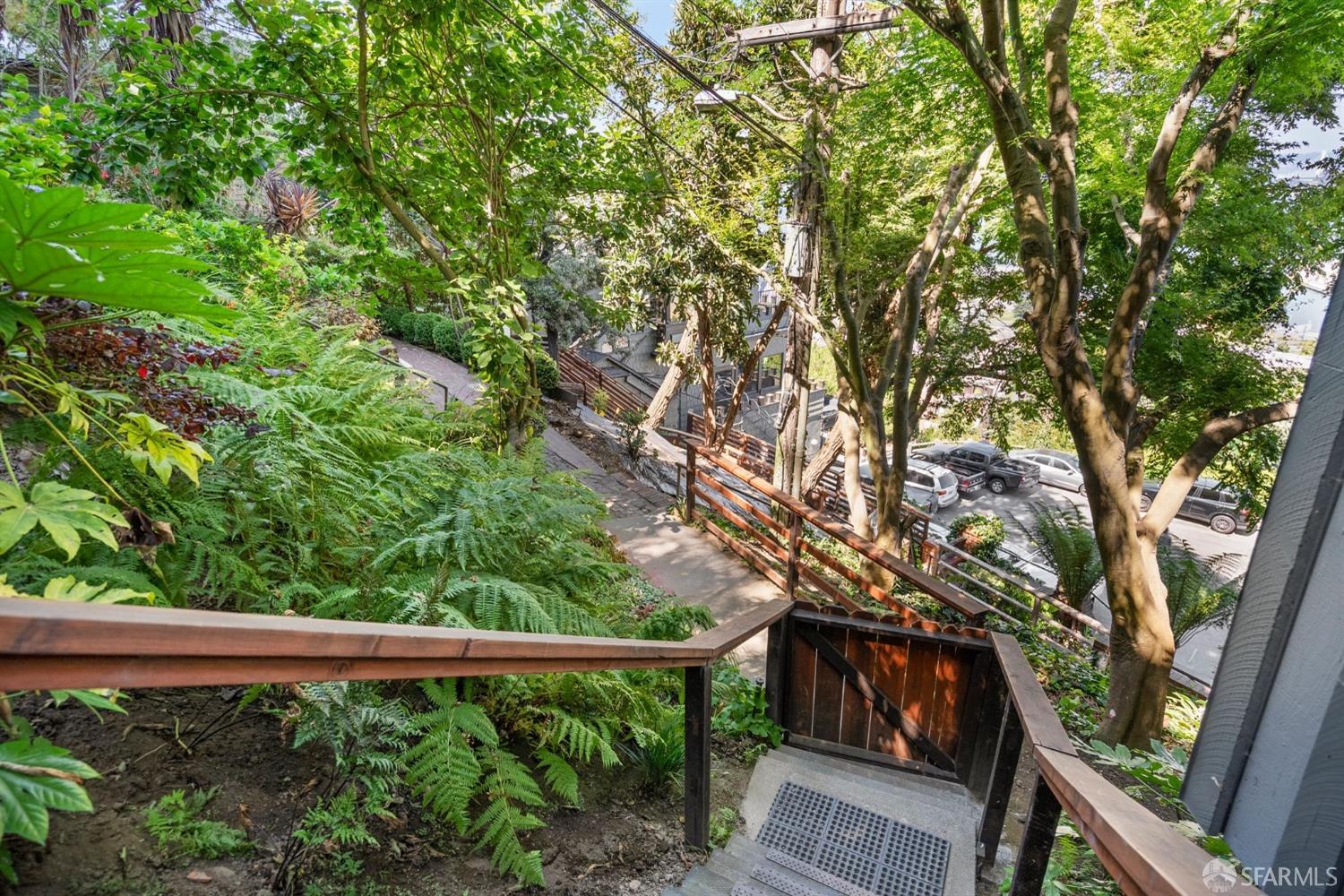 1451 Montgomery Street # 9