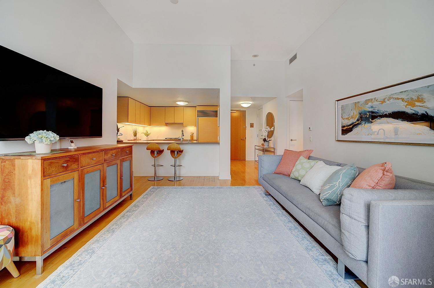 301 Mission Street # 25J