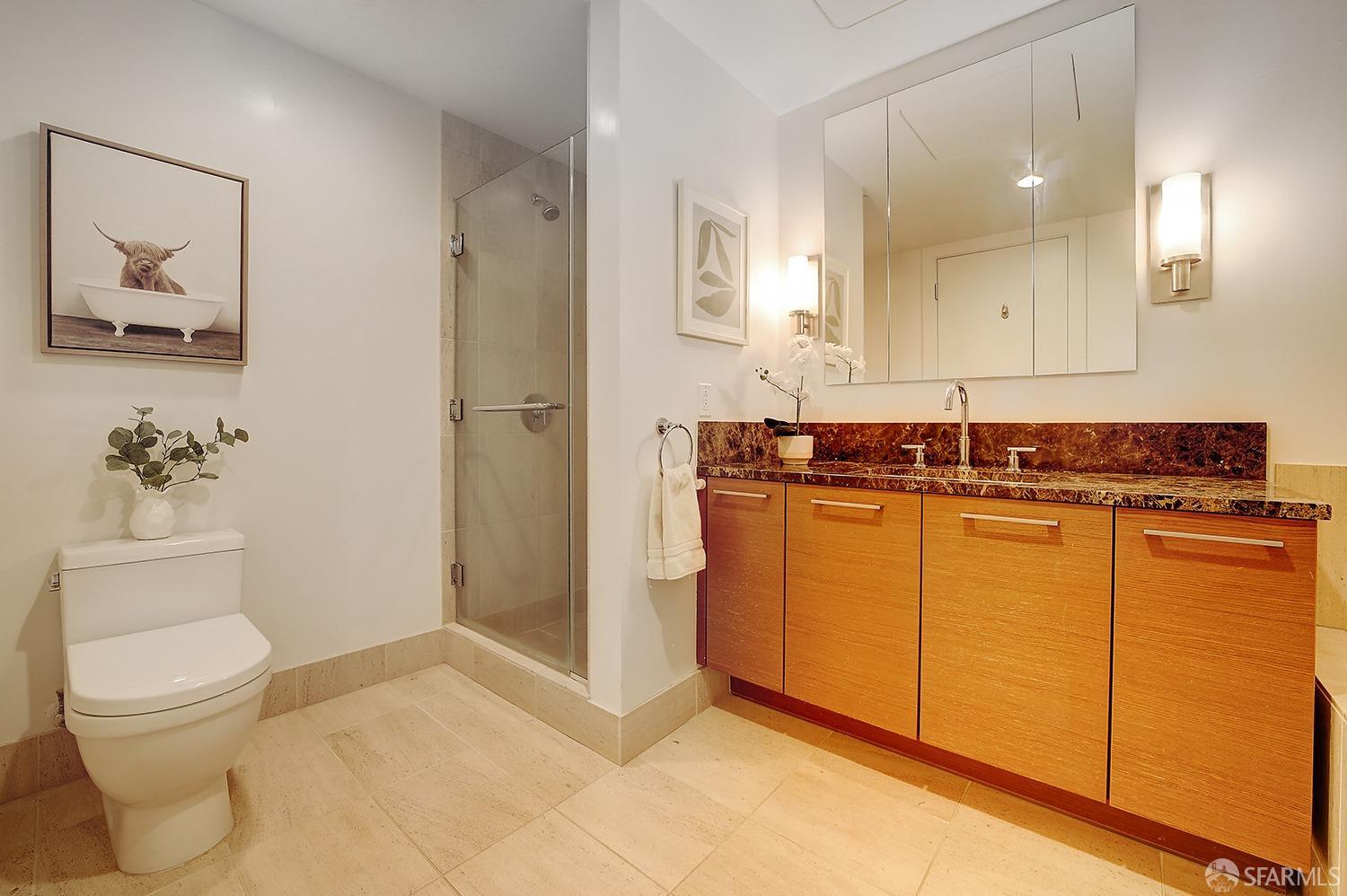 301 Mission Street # 25J