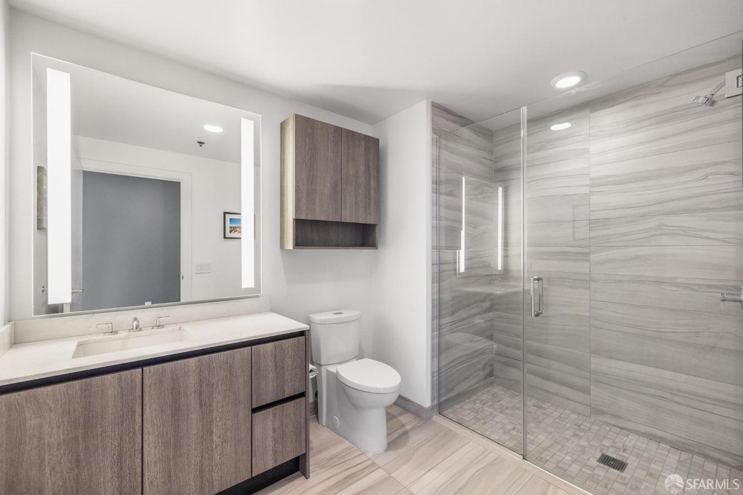 201 Folsom Street # 17H