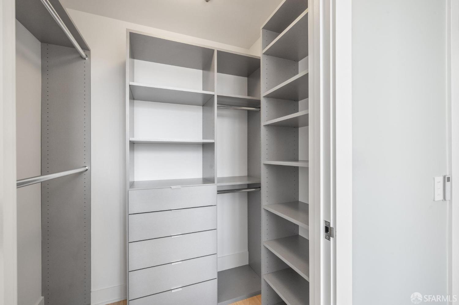 201 Folsom Street # 17H