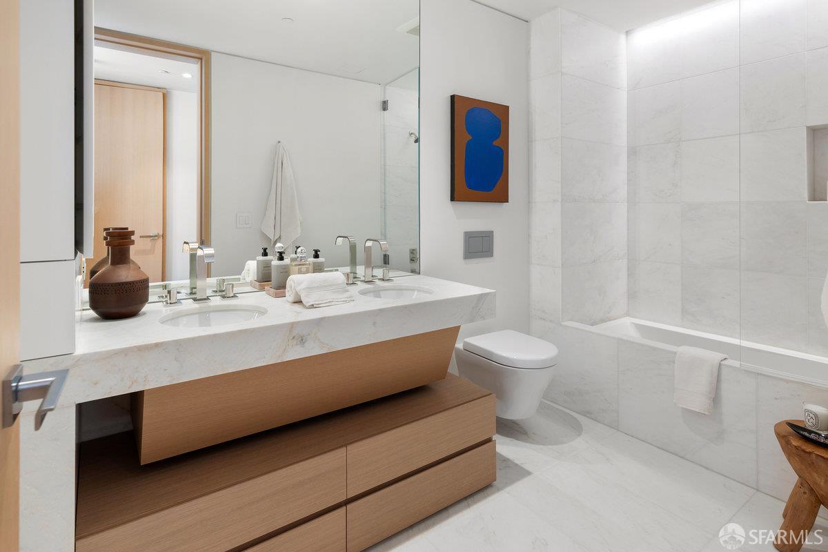 1 Steuart Lane # 608