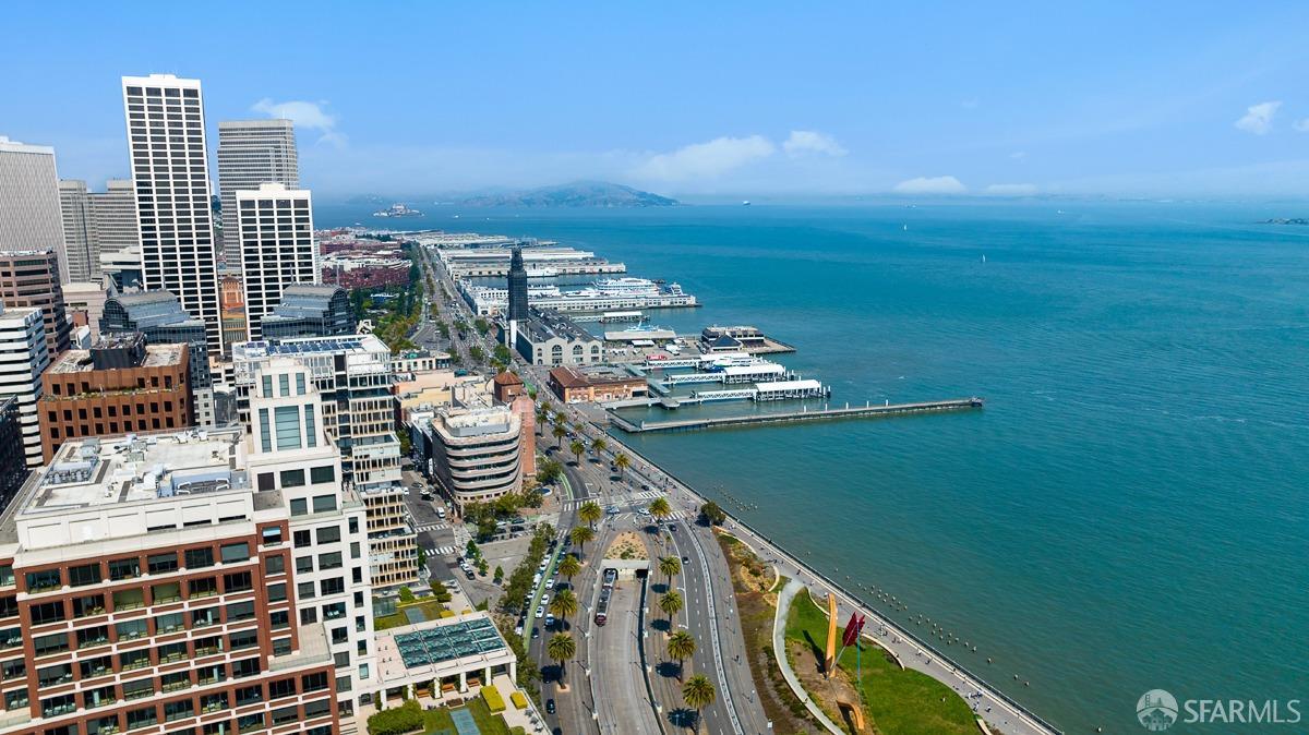 1 Steuart Lane # 608